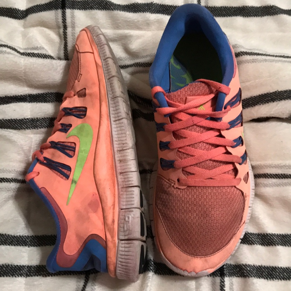 Nike free runs 5.0
